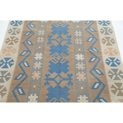 Kafkaas Kilim 4' 10" X 6' 8" Wool Hand-Woven Kilim 4' 10" X 6' 8" (147 X 203) / Multi / Multi