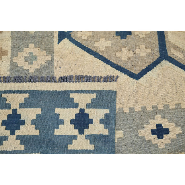 Kafkaas Kilim 4' 11" X 6' 10" Wool Hand-Woven Kilim 4' 11" X 6' 10" (150 X 208) / Multi / Multi