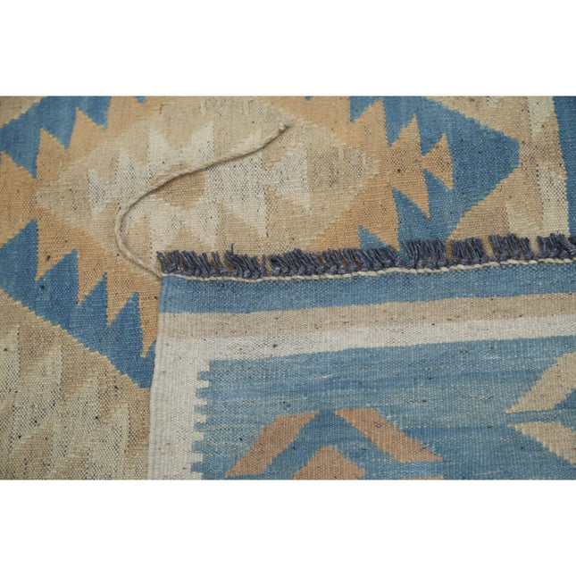 Kafkaas Kilim 4' 9" X 6' 8" Wool Hand-Woven Kilim 4' 9" X 6' 8" (145 X 203) / Multi / Multi