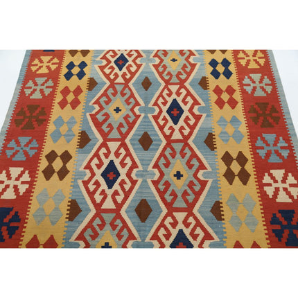 Kafkaas Kilim 4' 10" X 6' 9" Wool Hand-Woven Kilim 4' 10" X 6' 9" (147 X 206) / Multi / Multi