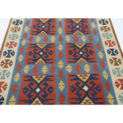 Kafkaas Kilim 4' 10" X 6' 7" Wool Hand-Woven Kilim 4' 10" X 6' 7" (147 X 201) / Multi / Multi