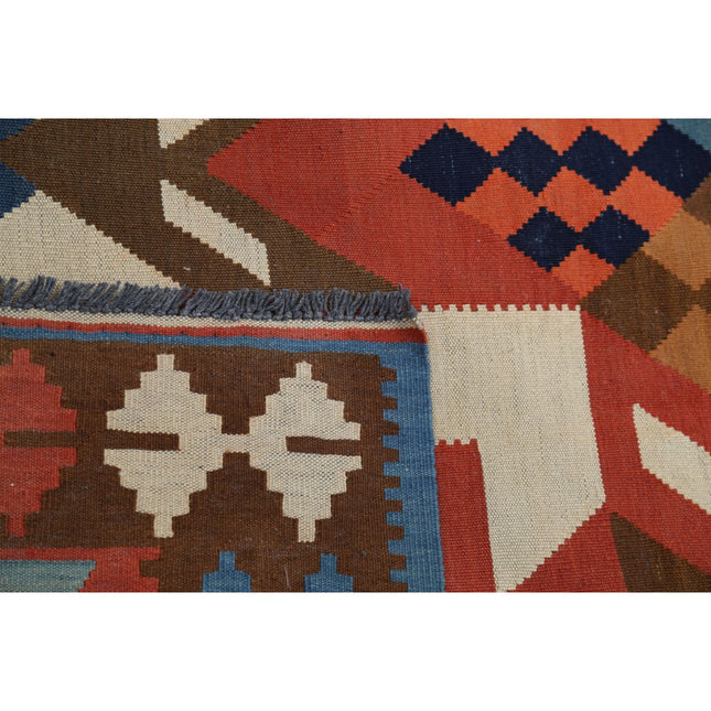 Kafkaas Kilim 5' 0" X 7' 0" Wool Hand-Woven Kilim 5' 0" X 7' 0" (152 X 213) / Multi / Multi