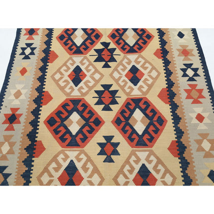 Kafkaas Kilim 4' 8" X 6' 5" Wool Hand-Woven Kilim 4' 8" X 6' 5" (142 X 196) / Multi / Multi