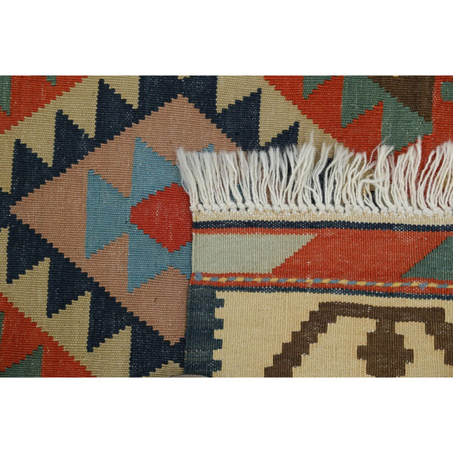 Kafkaas Kilim 4' 11" X 6' 6" Wool Hand-Woven Kilim 4' 11" X 6' 6" (150 X 198) / Multi / Multi