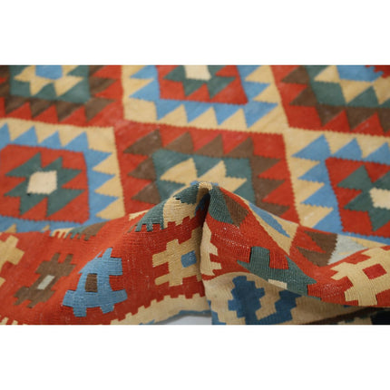 Kafkaas Kilim 4' 9" X 6' 9" Wool Hand-Woven Kilim 4' 9" X 6' 9" (145 X 206) / Multi / Multi