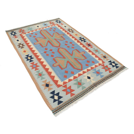 Kafkaas Kilim 4' 6" X 6' 11" Wool Hand-Woven Kilim 4' 6" X 6' 11" (137 X 211) / Multi / Multi