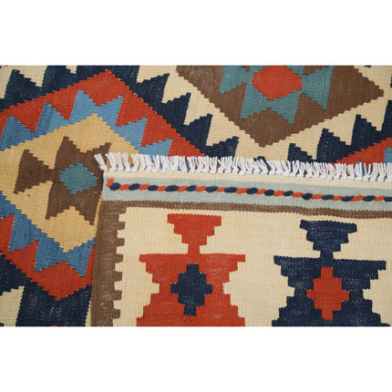 Kafkaas Kilim 4' 4" X 6' 10" Wool Hand-Woven Kilim 4' 4" X 6' 10" (132 X 208) / Multi / Multi