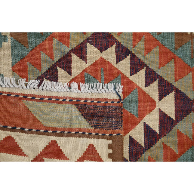 Kafkaas Kilim 4' 10" X 6' 8" Wool Hand-Woven Kilim 4' 10" X 6' 8" (147 X 203) / Multi / Multi