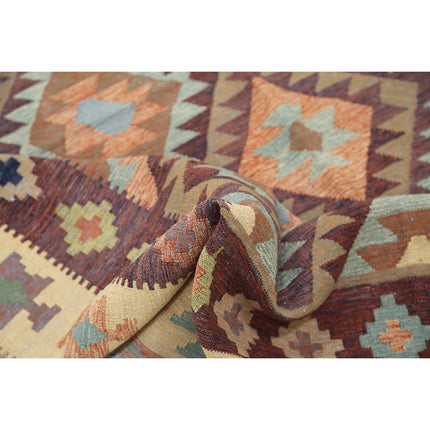 Kafkaas Kilim 5' 0" X 6' 5" Wool Hand-Woven Kilim 5' 0" X 6' 5" (152 X 196) / Multi / Multi