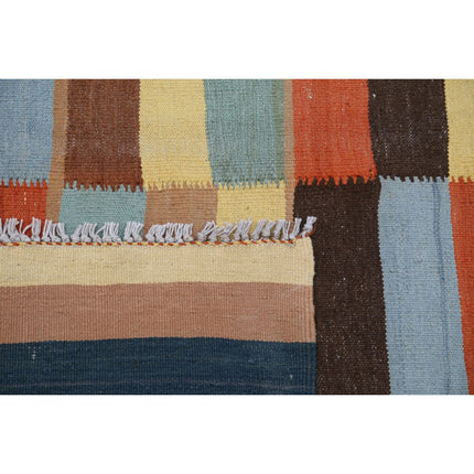 Kafkaas Kilim 5' 0" X 6' 9" Wool Hand-Woven Kilim 5' 0" X 6' 9" (152 X 206) / Multi / Multi