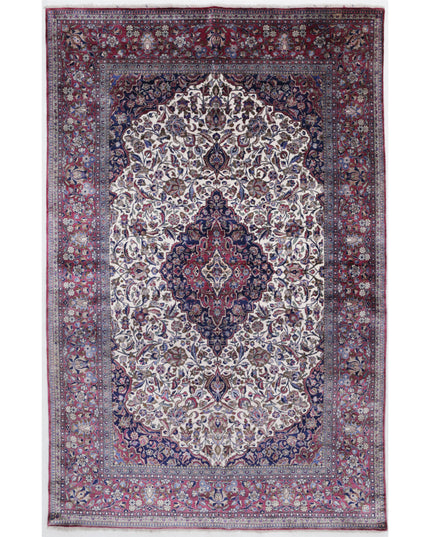 Kashan 4' 3" X 6' 8" Hand Knotted Silk Rug 4' 3" X 6' 8" (130 X 203) / Ivory / Silk