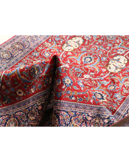 Kashan 4' 5" X 6' 9" Hand Knotted Silk Rug 4' 5" X 6' 9" (135 X 206) / Red / Silk