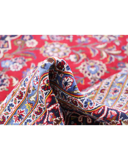 Kashan 9' 6" X 13' 6" Hand Knotted Wool Rug 9' 6" X 13' 6" (290 X 411) / Red / Wool