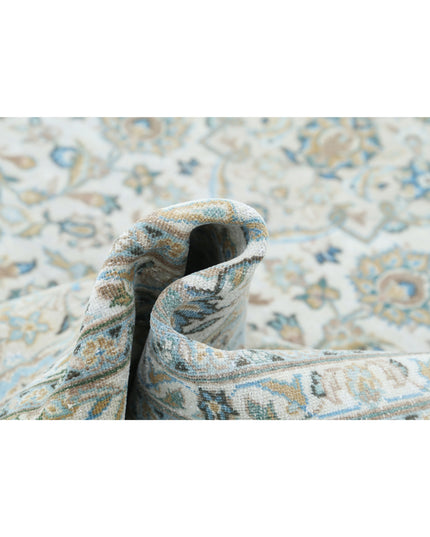 Kashan 8' 7" X 12' 7" Hand Knotted Wool Rug 8' 7" X 12' 7" (262 X 383) / Ivory / Wool