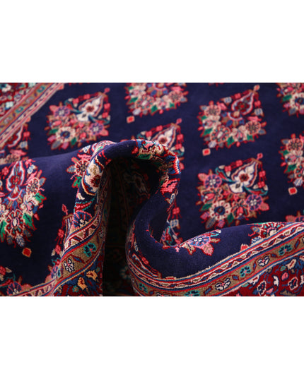 Kashan 4' 4" X 6' 9" Hand Knotted Wool Rug 4' 4" X 6' 9" (132 X 206) / Blue / Wool