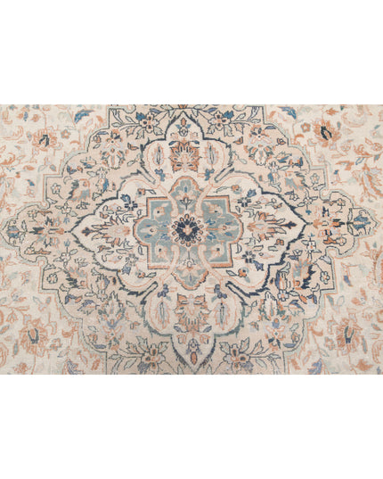 Kashan 9' 6" X 13' 2" Hand Knotted Wool Rug 9' 6" X 13' 2" (290 X 401) / Ivory / Wool