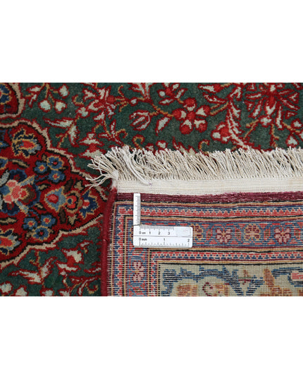 Kashan 4' 1" X 6' 9" Hand Knotted Wool & Silk Rug 4' 1" X 6' 9" (124 X 206) / Green / Wool & Silk