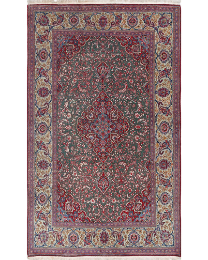 Kashan 4' 1" X 6' 9" Hand Knotted Wool & Silk Rug 4' 1" X 6' 9" (124 X 206) / Green / Wool & Silk