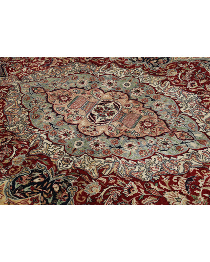 Kashmar 7' 9" X 11' 7" Hand Knotted Wool Rug 7' 9" X 11' 7" (236 X 353) / Red / Wool