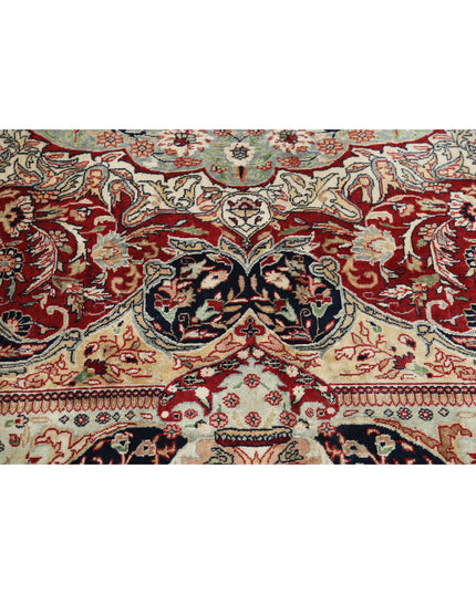 Kashmar 7' 9" X 11' 7" Hand Knotted Wool Rug 7' 9" X 11' 7" (236 X 353) / Red / Wool