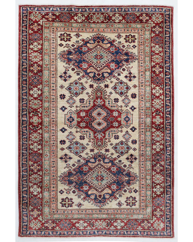 Kazak 3' 10" X 5' 9" Hand Knotted Wool Rug 3' 10" X 5' 9" (117 X 175) / Ivory / Wool