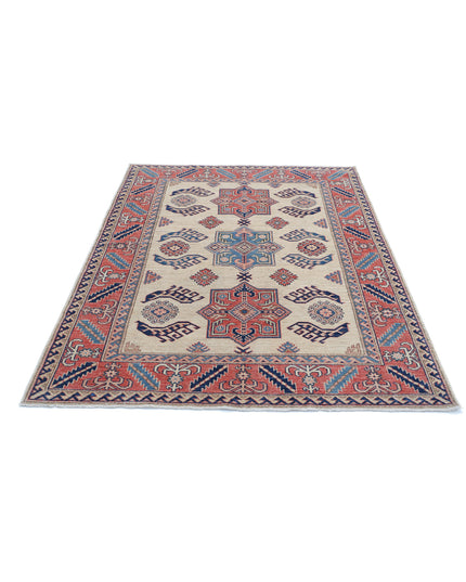 Kazak 4' 11" X 6' 9" Hand Knotted Wool Rug 4' 11" X 6' 9" (150 X 206) / Ivory / Wool