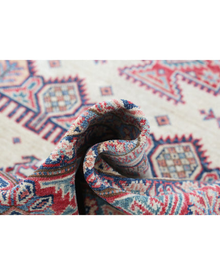 Kazak 4' 10" X 7' 3" Hand Knotted Wool Rug 4' 10" X 7' 3" (147 X 221) / Ivory / Wool