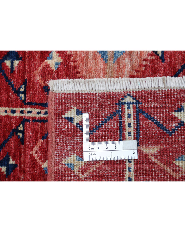 Kazak 4' 11" X 6' 6" Hand Knotted Wool Rug 4' 11" X 6' 6" (150 X 198) / Red / Wool