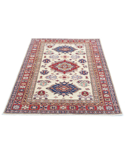 Kazak 4' 0" X 5' 5" Hand Knotted Wool Rug 4' 0" X 5' 5" (122 X 165) / Ivory / Wool