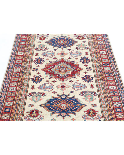 Kazak 4' 0" X 5' 5" Hand Knotted Wool Rug 4' 0" X 5' 5" (122 X 165) / Ivory / Wool