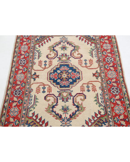 Kazak 2' 7" X 4' 0" Hand Knotted Wool Rug 2' 7" X 4' 0" (79 X 122) / Ivory / Wool