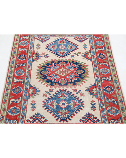 Kazak 2' 8" X 4' 0" Hand Knotted Wool Rug 2' 8" X 4' 0" (81 X 122) / Ivory / Wool