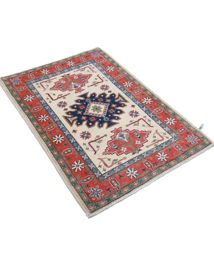 Kazak 2' 8" X 3' 11" Hand Knotted Wool Rug 2' 8" X 3' 11" (81 X 119) / Ivory / Wool