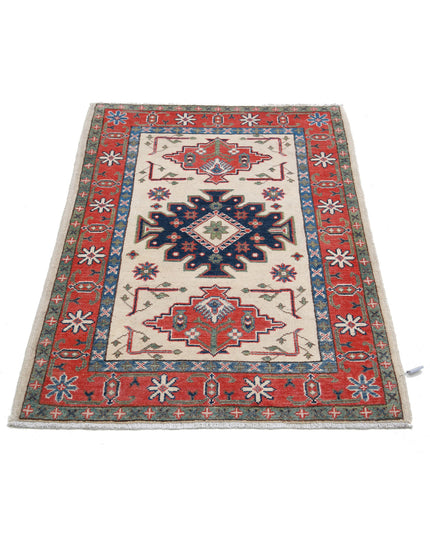 Kazak 2' 8" X 3' 11" Hand Knotted Wool Rug 2' 8" X 3' 11" (81 X 119) / Ivory / Wool