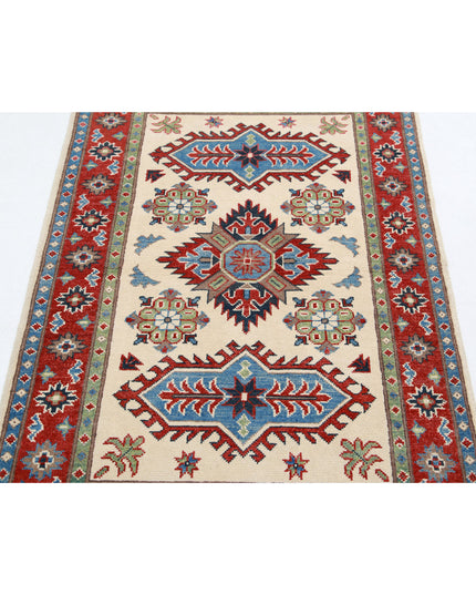 Kazak 3' 4" X 4' 10" Hand Knotted Wool Rug 3' 4" X 4' 10" (101 X 147) / Ivory / Wool