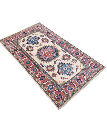 Kazak 2' 10" X 4' 11" Hand Knotted Wool Rug 2' 10" X 4' 11" (86 X 150) / Ivory / Wool
