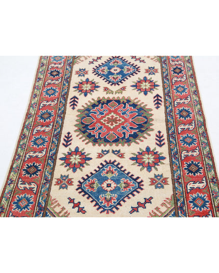 Kazak 2' 10" X 4' 11" Hand Knotted Wool Rug 2' 10" X 4' 11" (86 X 150) / Ivory / Wool