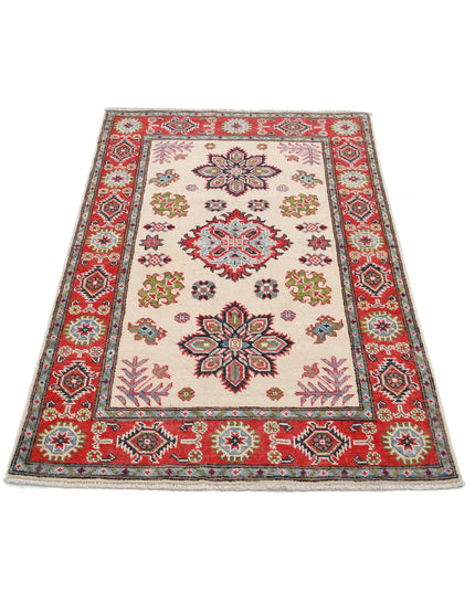 Kazak 3' 3" X 5' 1" Hand Knotted Wool Rug 3' 3" X 5' 1" (99 X 155) / Ivory / Wool