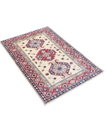 Kazak 2' 10" X 4' 0" Hand Knotted Wool Rug 2' 10" X 4' 0" (86 X 122) / Ivory / Wool