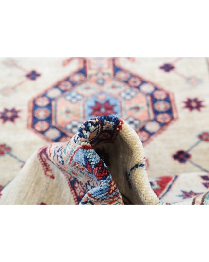 Kazak 2' 10" X 4' 0" Hand Knotted Wool Rug 2' 10" X 4' 0" (86 X 122) / Ivory / Wool