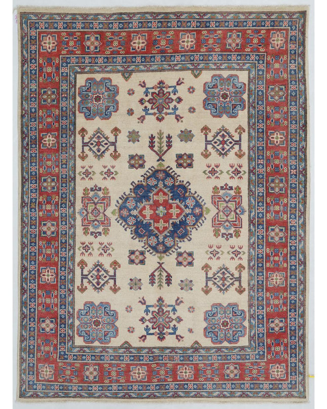 Kazak 4' 9" X 6' 6" Hand Knotted Wool Rug 4' 9" X 6' 6" (145 X 198) / Ivory / Wool