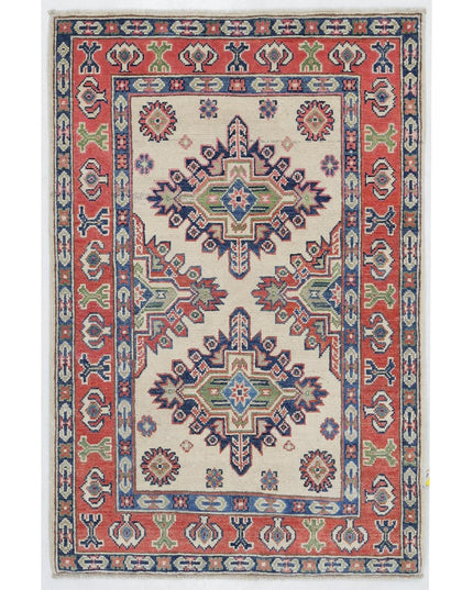 Kazak 2' 8" X 3' 11" Hand Knotted Wool Rug 2' 8" X 3' 11" (81 X 119) / Ivory / Wool