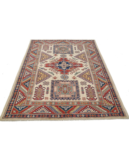 Kazak 4' 10" X 6' 8" Hand Knotted Wool Rug 4' 10" X 6' 8" (147 X 203) / Ivory / Wool