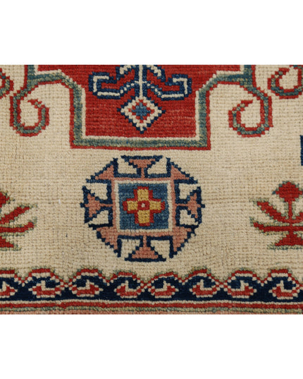 Kazak 4' 10" X 6' 8" Hand Knotted Wool Rug 4' 10" X 6' 8" (147 X 203) / Ivory / Wool