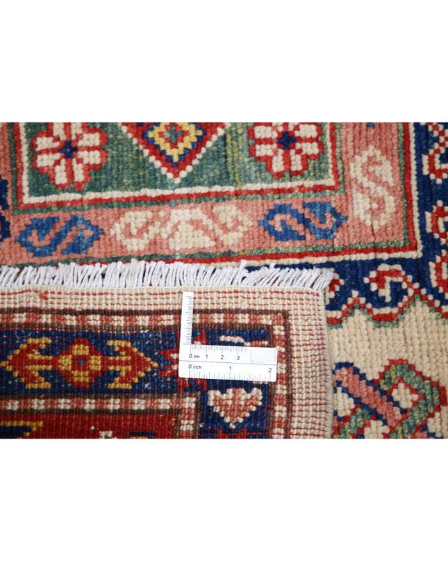 Kazak 4' 9" X 6' 7" Hand Knotted Wool Rug 4' 9" X 6' 7" (145 X 201) / Ivory / Wool