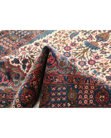 Kerman 4' 5" X 6' 1" Hand Knotted Wool Rug 4' 5" X 6' 1" (135 X 185) / Ivory / Wool