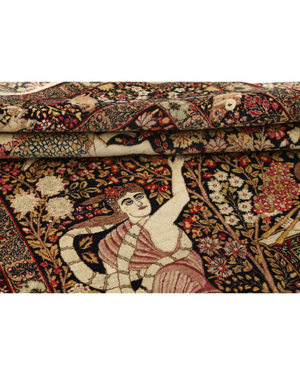 Kerman 4' 10" X 7' 5" Hand Knotted Wool Rug 4' 10" X 7' 5" (147 X 226) / Black / Wool