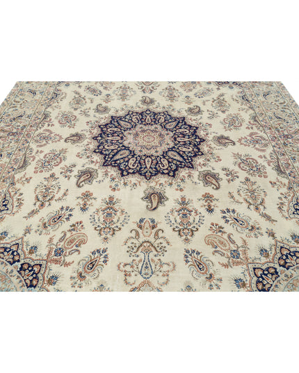 Kerman 9' 9" X 13' 2" Hand Knotted Wool Rug 9' 9" X 13' 2" (297 X 401) / Ivory / Wool