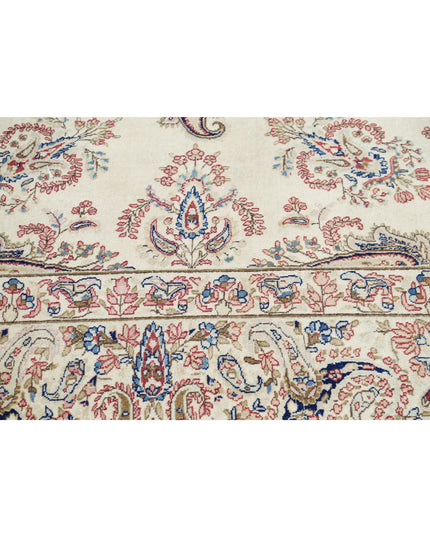 Kerman 9' 9" X 13' 2" Hand Knotted Wool Rug 9' 9" X 13' 2" (297 X 401) / Ivory / Wool