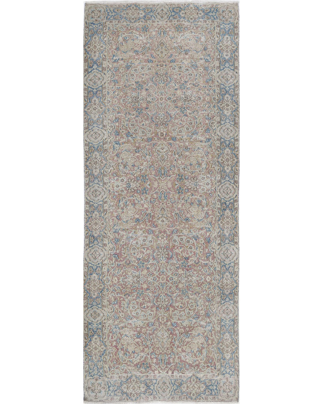 Kerman 3' 8" X 9' 6" Hand Knotted Wool Rug 3' 8" X 9' 6" (112 X 290) / Pink / Wool